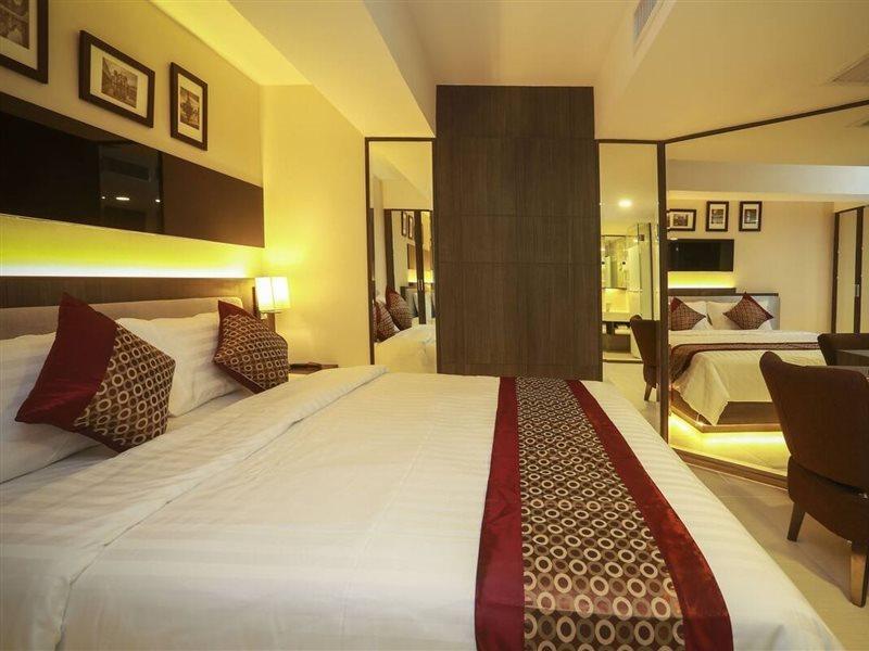 Double One By Aspira Otel Bangkok Dış mekan fotoğraf