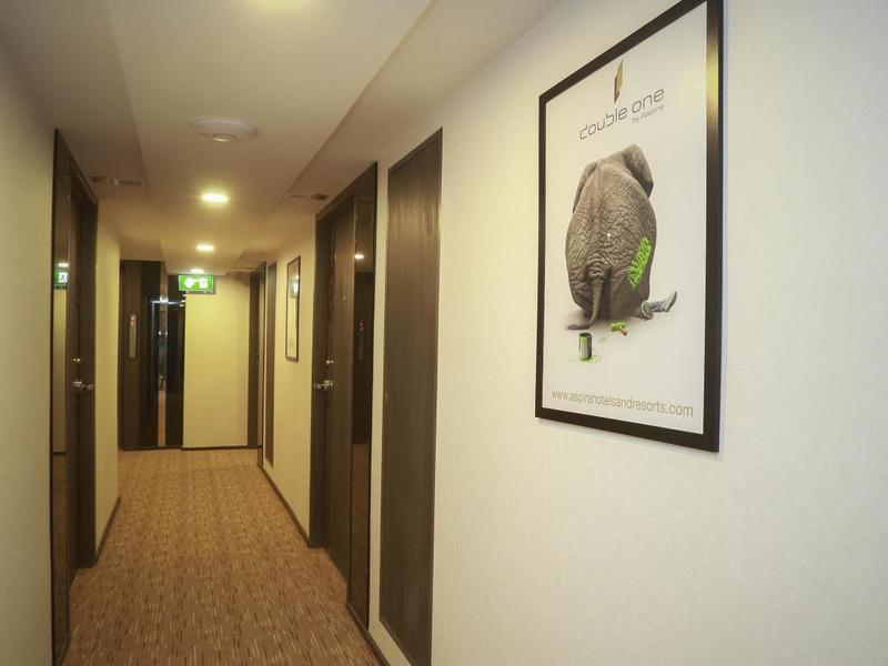 Double One By Aspira Otel Bangkok Dış mekan fotoğraf