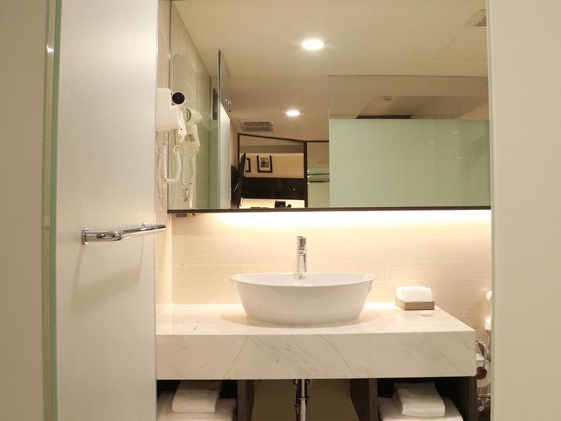 Double One By Aspira Otel Bangkok Dış mekan fotoğraf