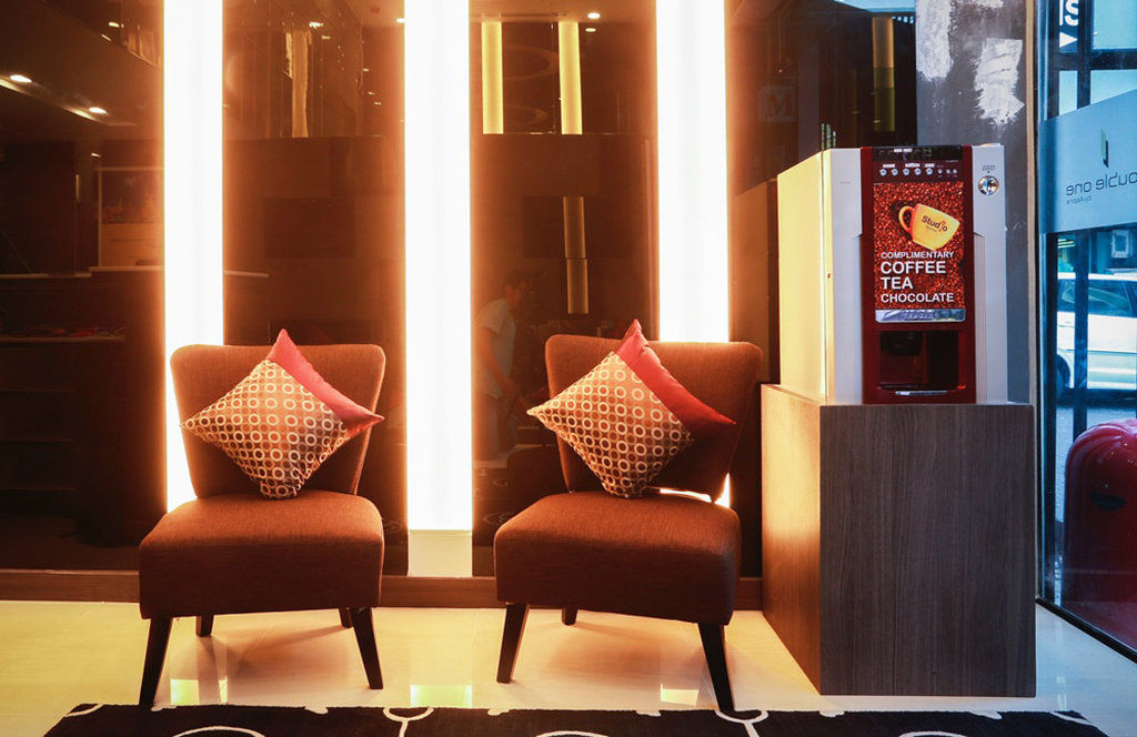 Double One By Aspira Otel Bangkok Dış mekan fotoğraf