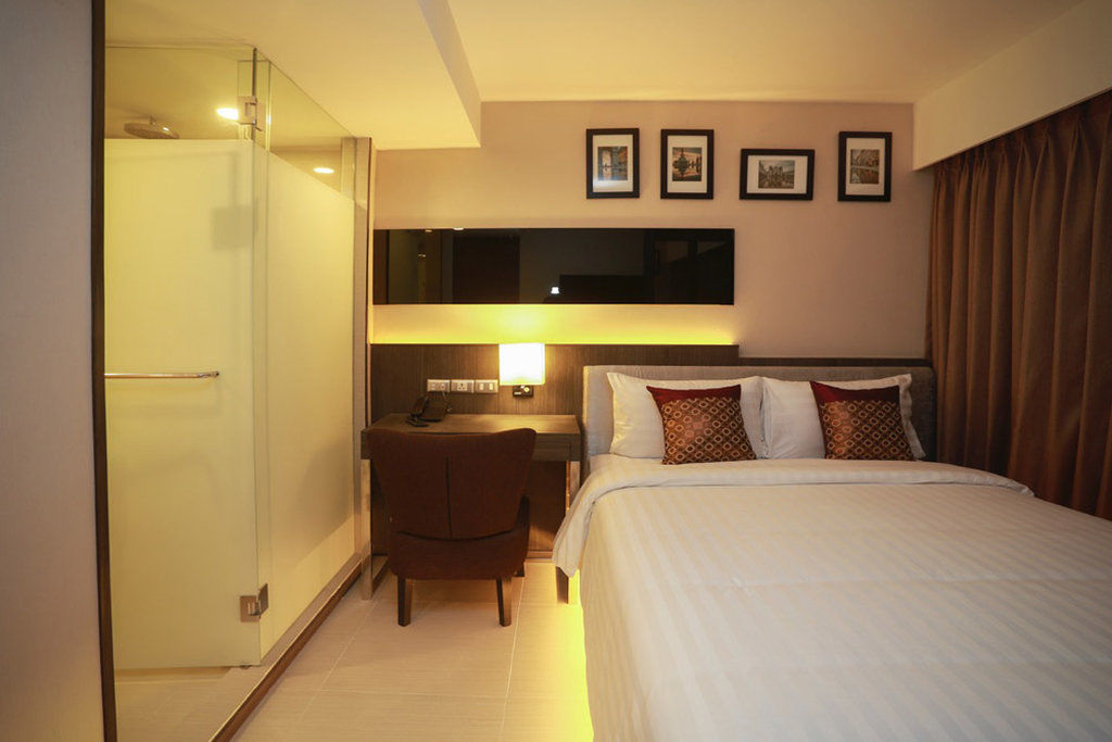 Double One By Aspira Otel Bangkok Dış mekan fotoğraf